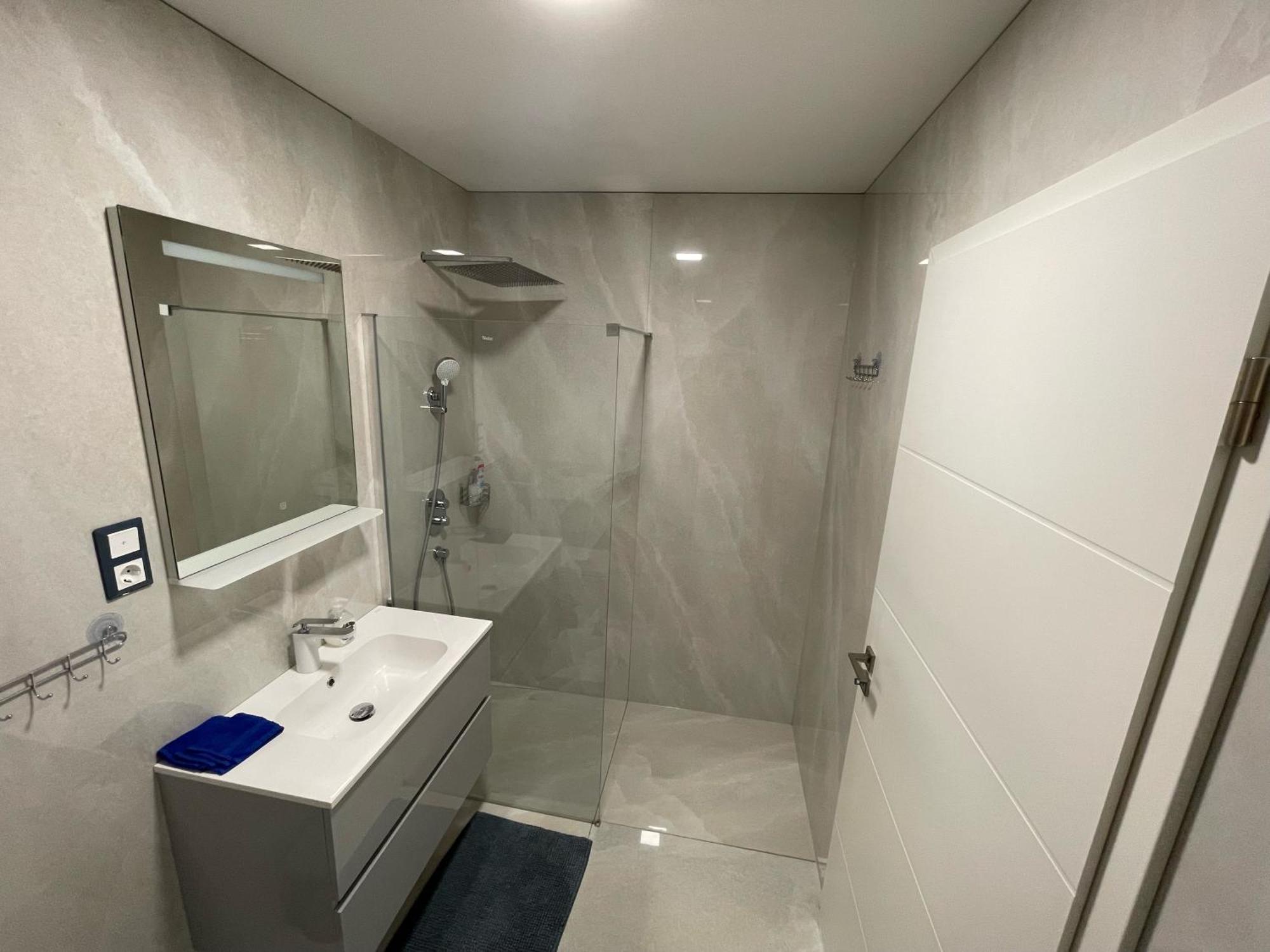 Luxury Apartments In Balatonalmadi, Almadi Lux Apartman I - Ocean Blue ภายนอก รูปภาพ