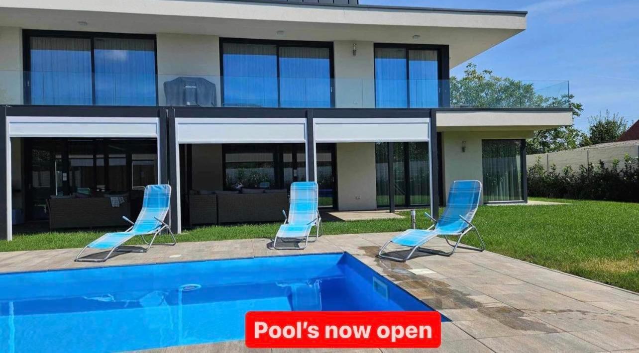 Luxury Apartments In Balatonalmadi, Almadi Lux Apartman I - Ocean Blue ภายนอก รูปภาพ